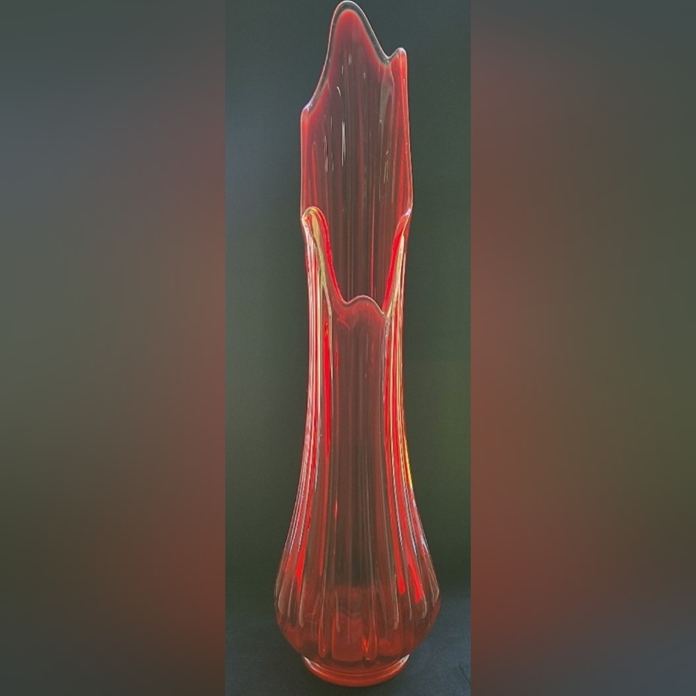 L.E Smith Swung Amberina Vase Vintage